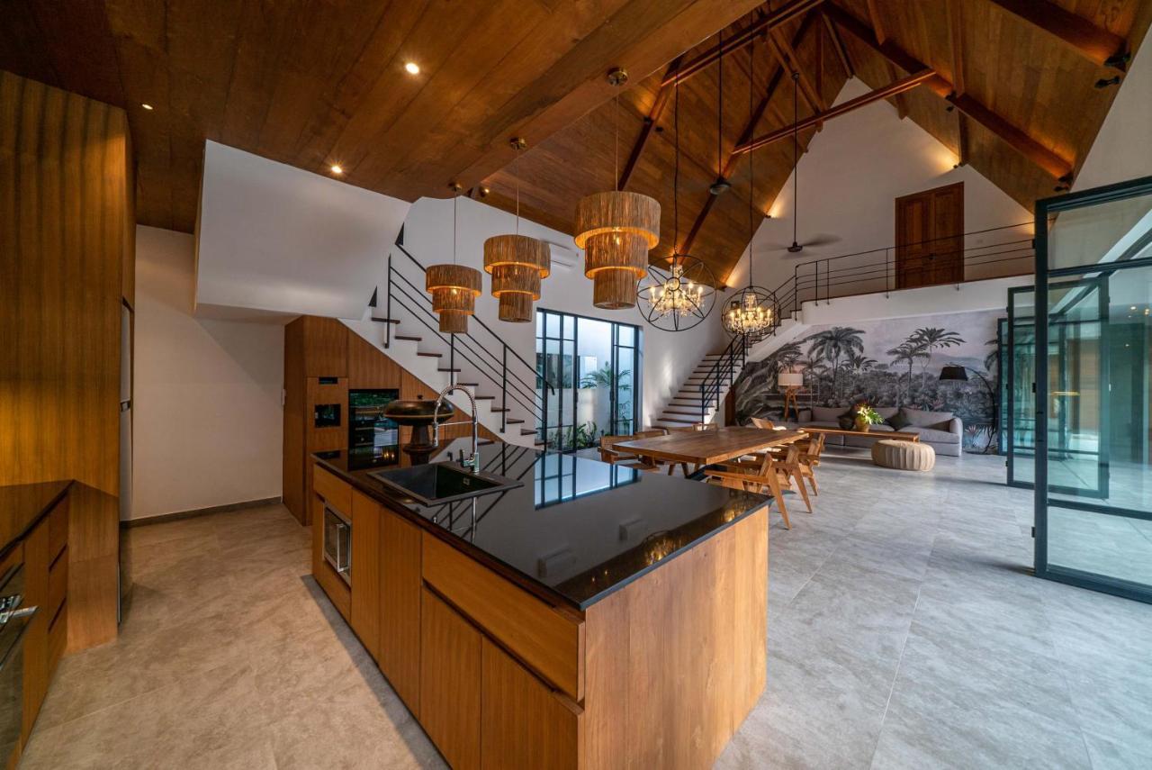Villa Nusantara 6 By Alfred In Bali Чангу Экстерьер фото